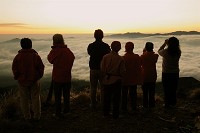 ��������҂l