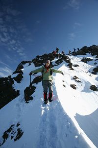 �n������������