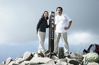 ����R����